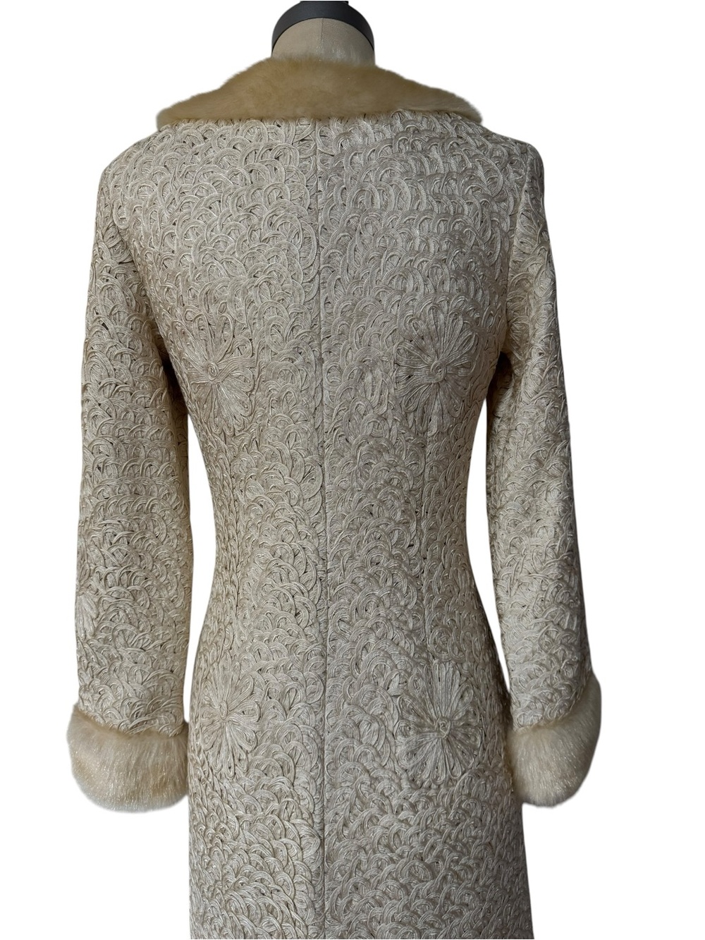 Vintage Sue Wong Nocturne Embroidered Champagne/Ivory Coat Faux Fur Trim Size - Picture 6 of 16